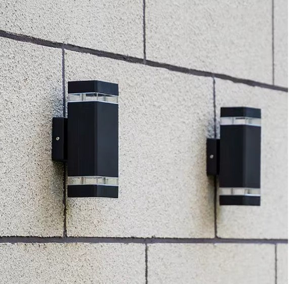 BowLift | Modern outdoor light with elegant design