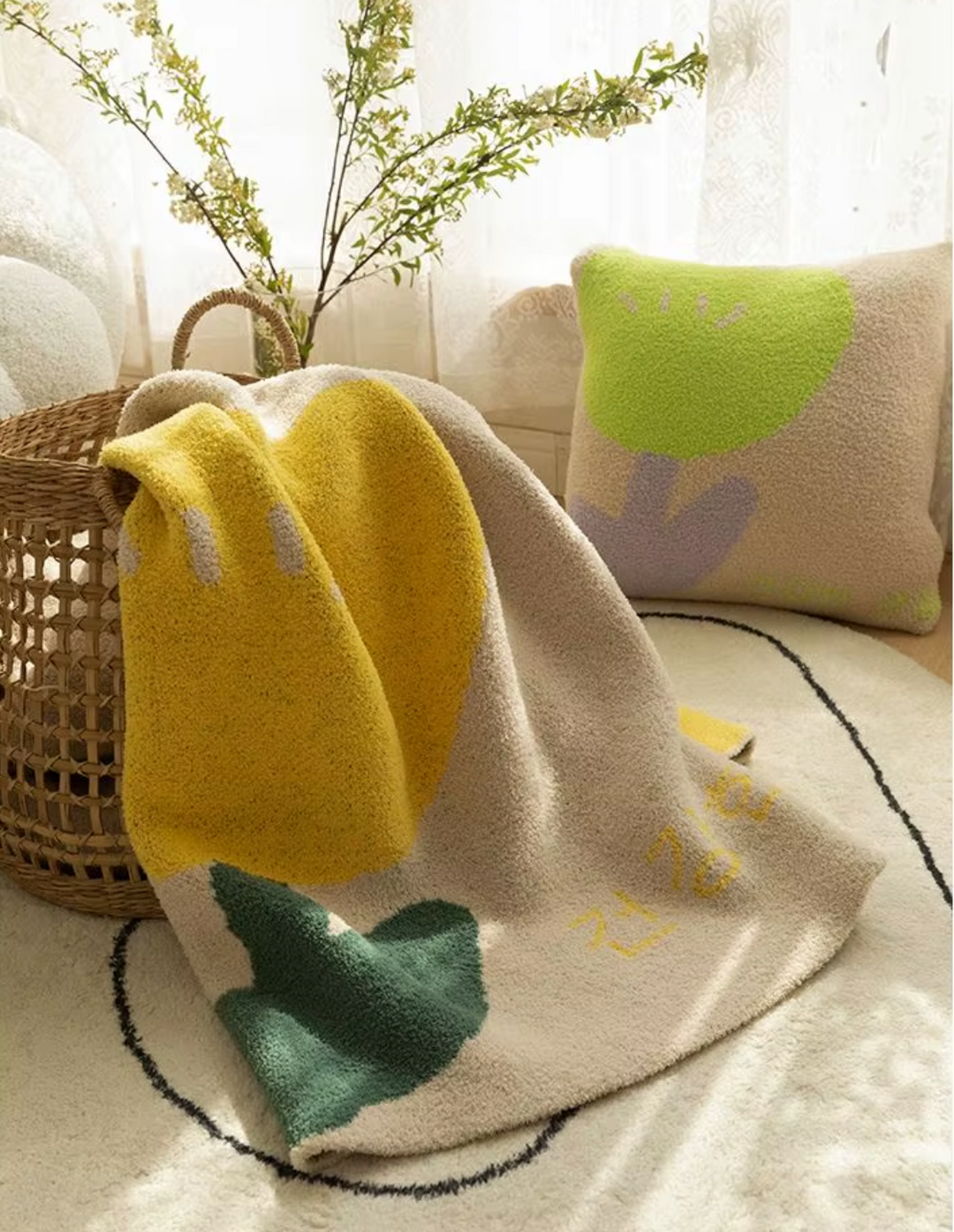 Floral Sofa Blanket – Nordic Fleece Throw | Bowlift