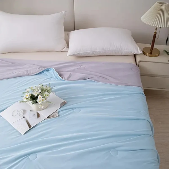 Cooling Blanket for Hot Sleepers, Moisture-Wicking and Breathable Fabric | Bowlift