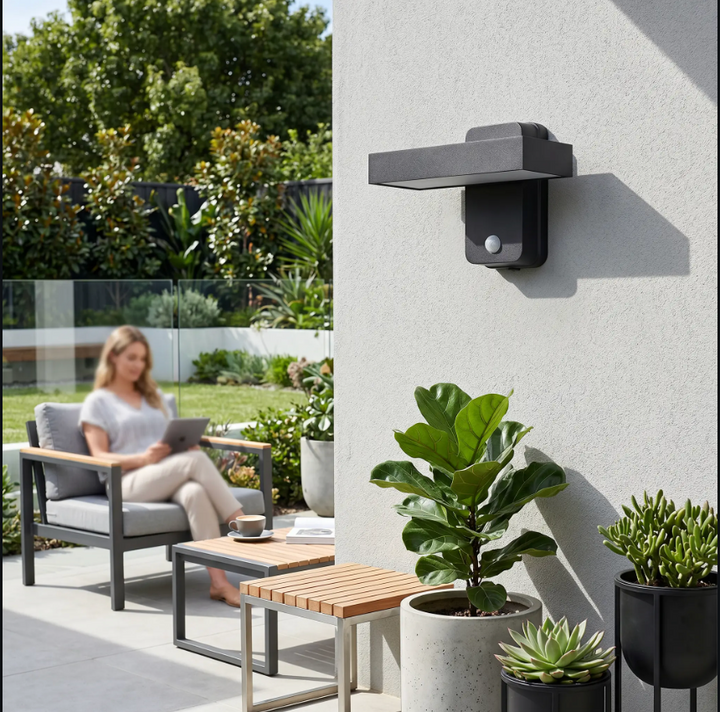 BowLift | PIR Motion Sensor Outdoor Wall Light | IP65 Waterproof, Rotatable Design & Adjustable Length for Gardens and Entrances