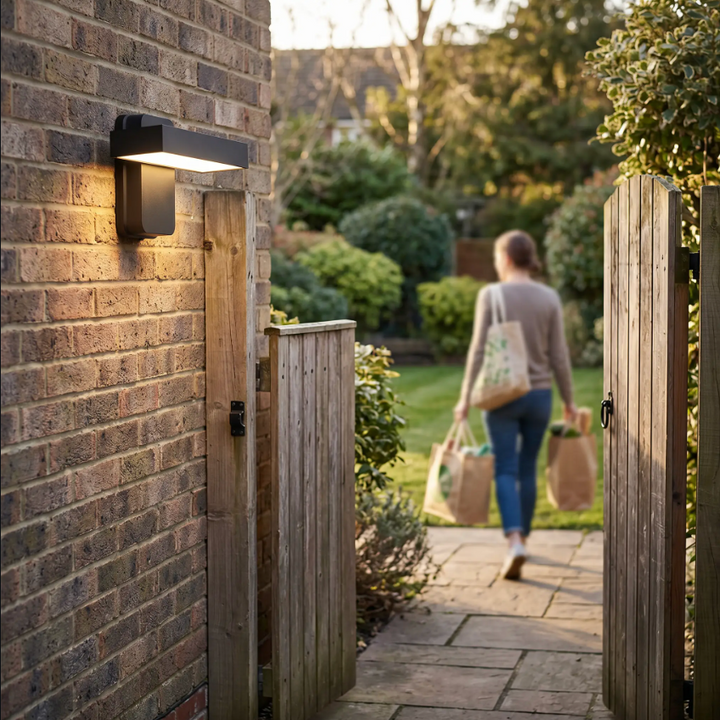 BowLift | PIR Motion Sensor Outdoor Wall Light | IP65 Waterproof, Rotatable Design & Adjustable Length for Gardens and Entrances