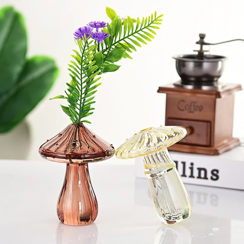 BowLift | Glass Flora Mushroom Vase made of Colored Glass | Creative Design for Hydroponics & Decor | Hand Polished & Transparent | 12×10 cm