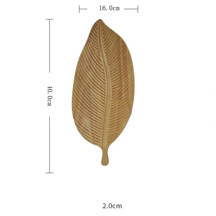 Leaf-shaped fruit plate
