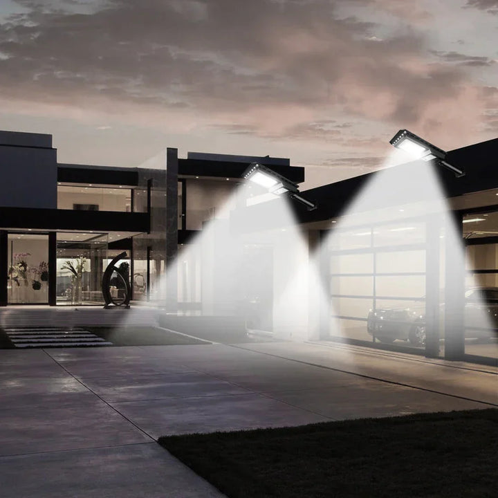 BowLift | Solaris ProLumen | 156 LEDs | Motion Sensor | Solar Powered & Wireless