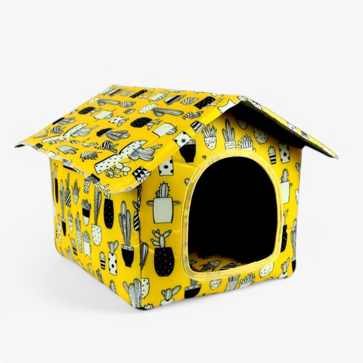 Weatherproof Animal House "CozyNest" for Cats and Small Dogs | Bowlift