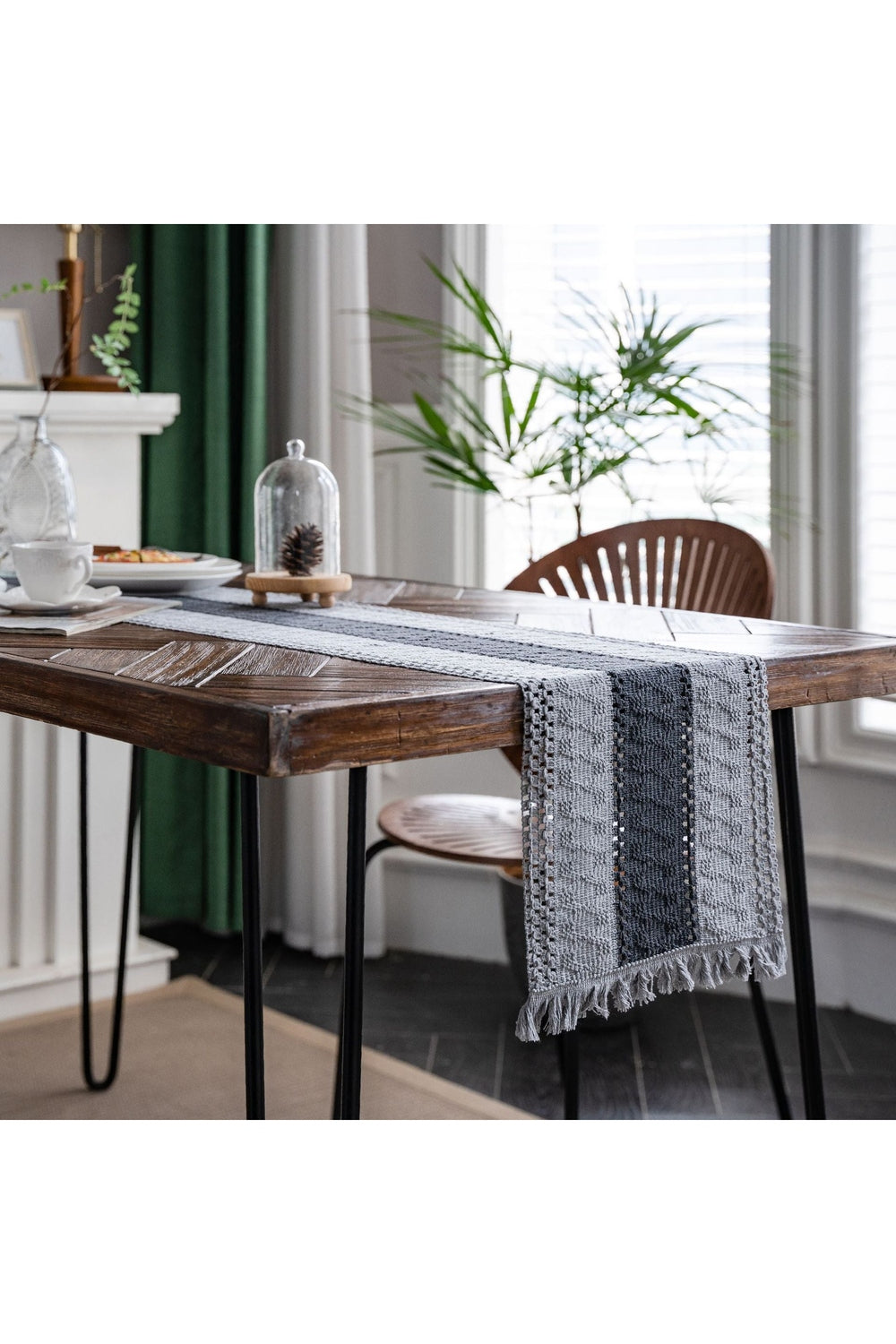 Table Runner - Light Academia | Bowlift