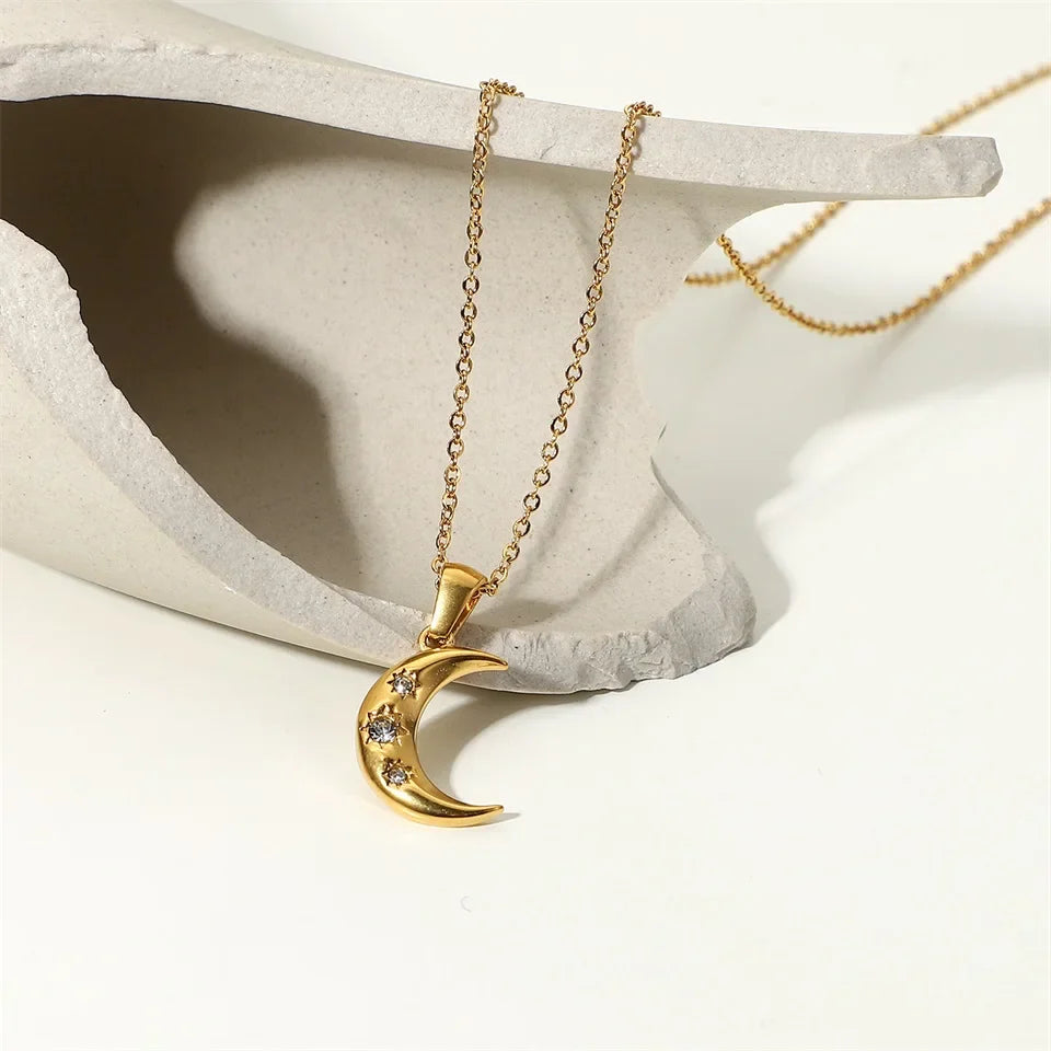 BowLift | 18k Diamond Adorned Crescent Moon Necklace
