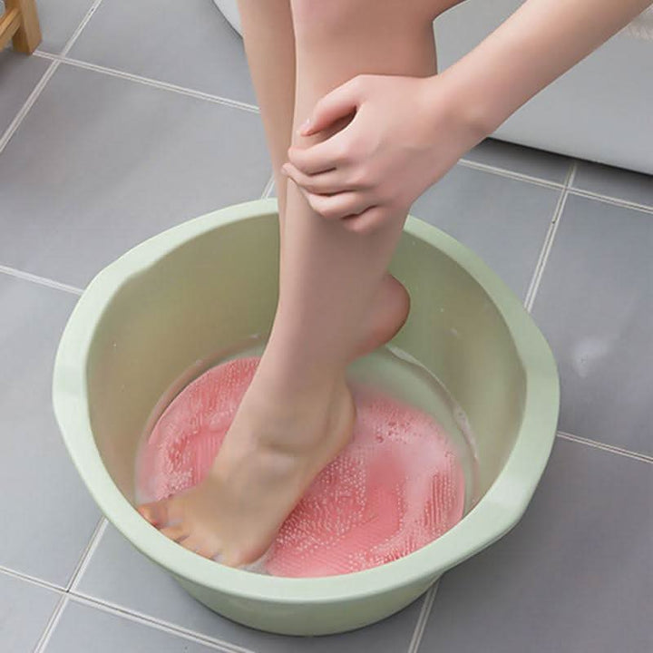 BowLift | exfoliation & cleansing with suction cups