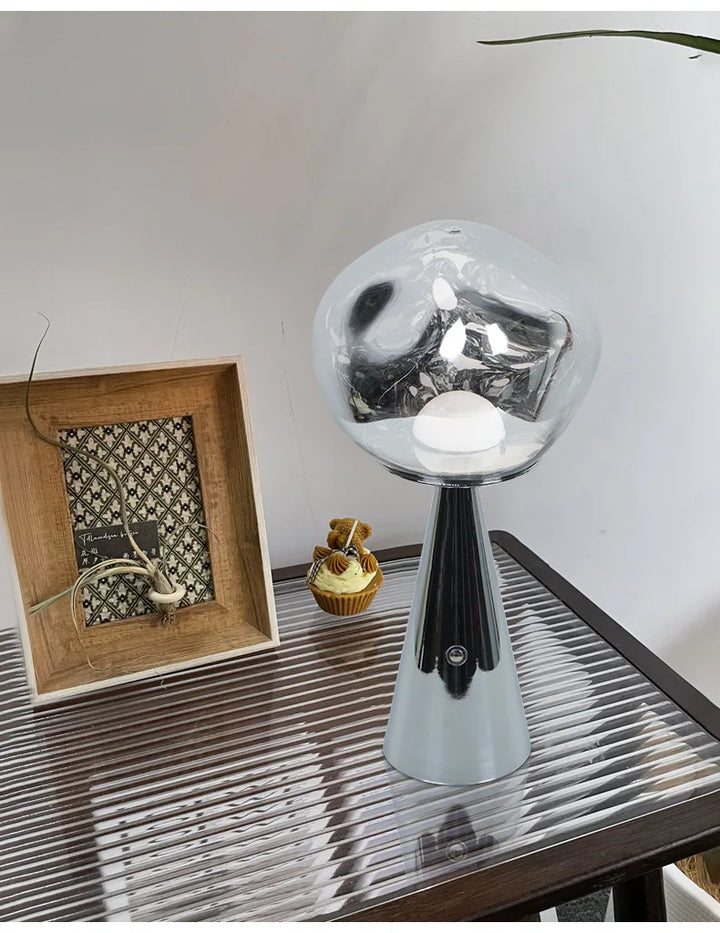 BowLift | Volcanic LED Desk Lamp with Dimming Function