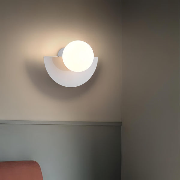 BowLift | Semi-Circular Wall Lamp in Scandinavian Style Minimalism and Warm Light
