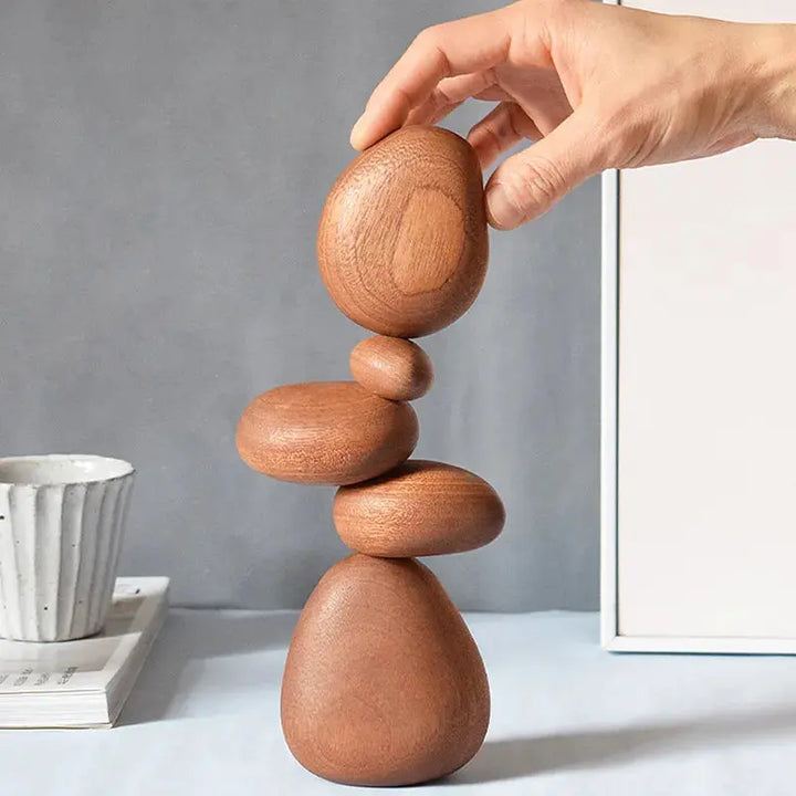 BowLift | Discover the balance of stones: Harmonious Artistic Sculpture