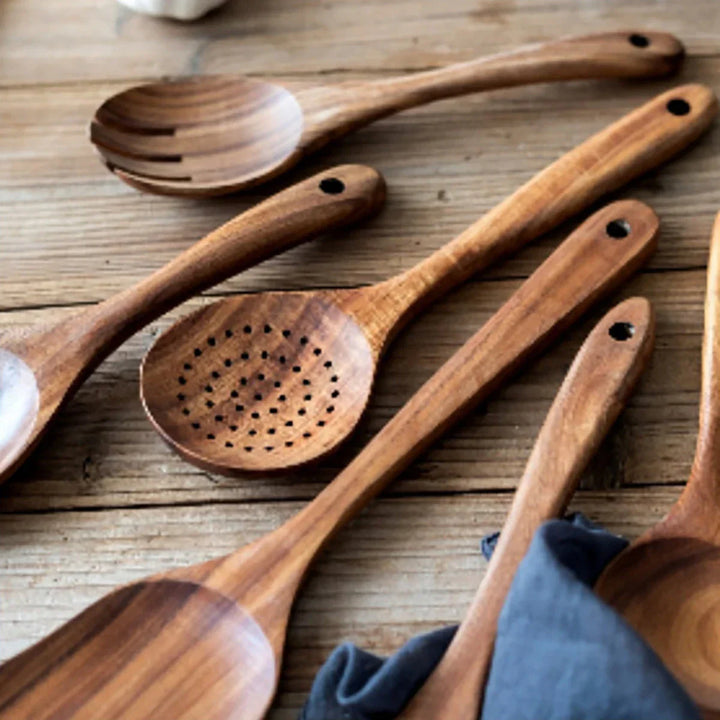 EcoWood – Luxurious cookware set made of wood with storage bucket Bowlift
