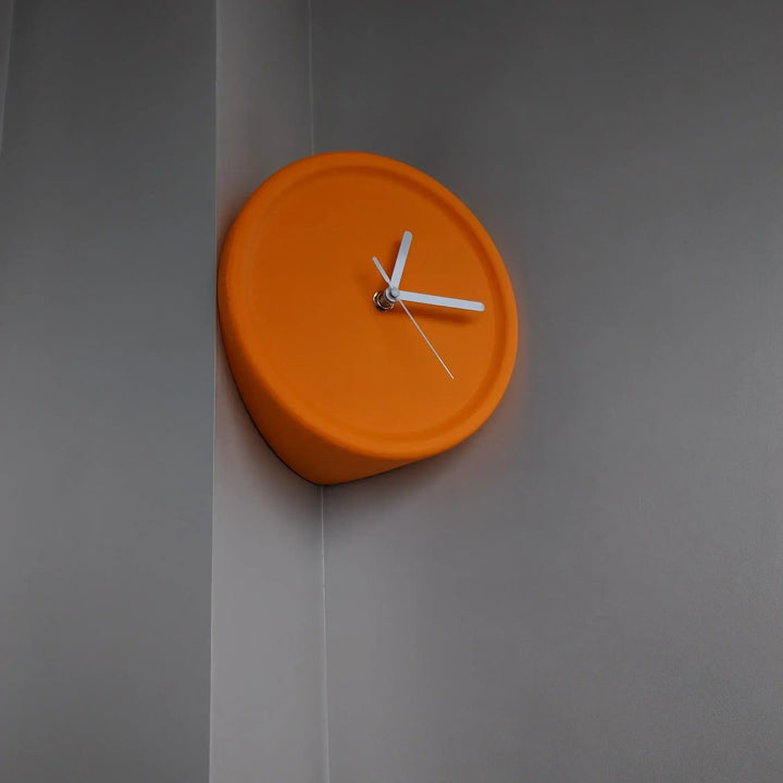 SilentCorner Clock - Stylish Silent Wall Clock without Drilling Bowlift