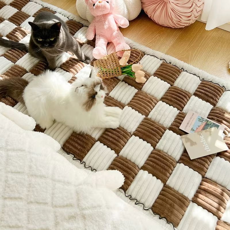 BowLift | Warm Anti-Slip Washable Dog Bed Mat & Sofa Protector