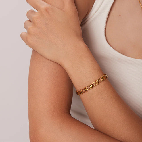 BowLift | Dainty Oval Accented Bracelet