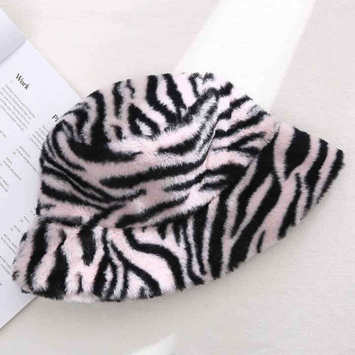BowLift | Velvet Soft Winter Hat Luxury Plush – Warm Unisex Bucket Hat for Cold Days