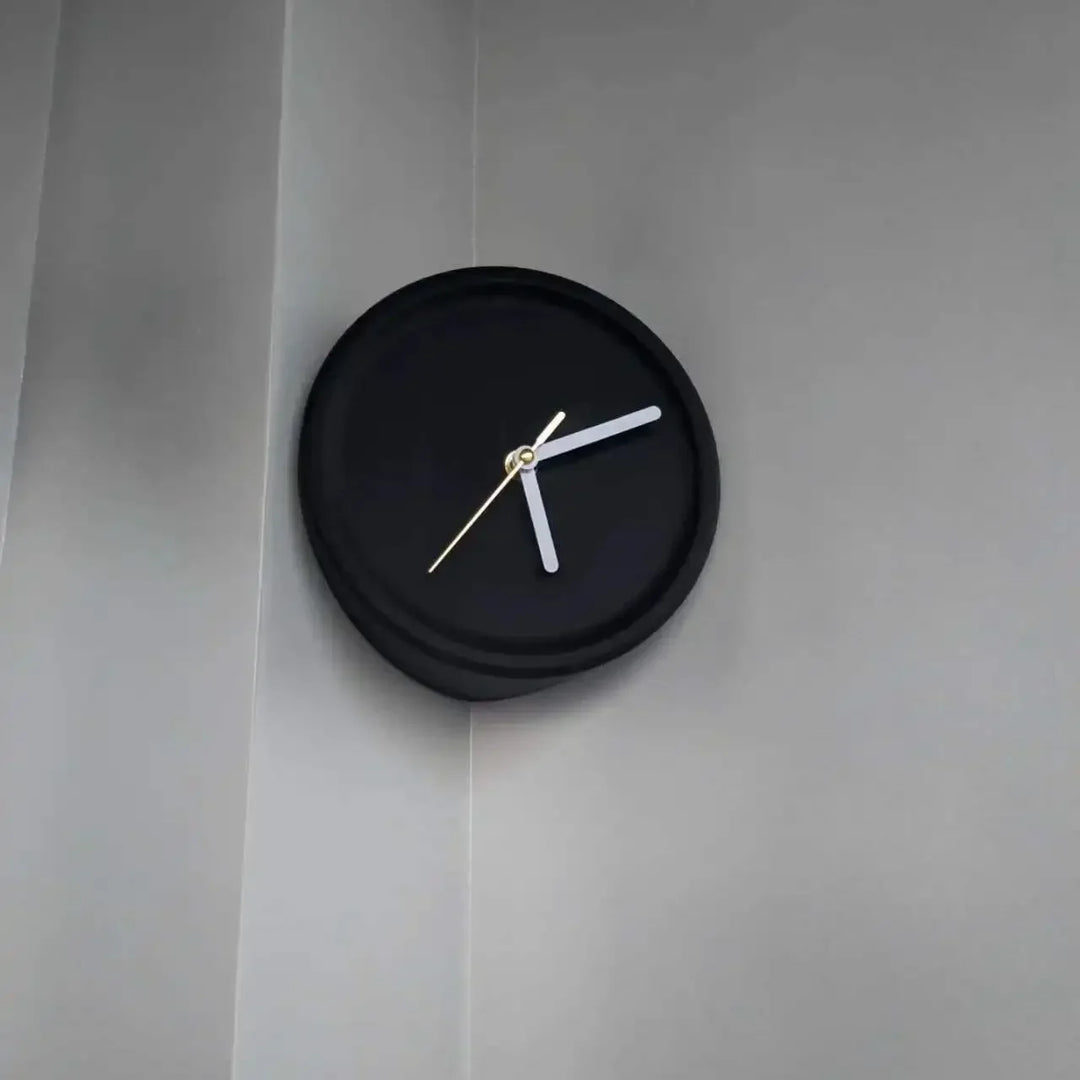 SilentCorner Clock - Stylish Silent Wall Clock without Drilling Bowlift
