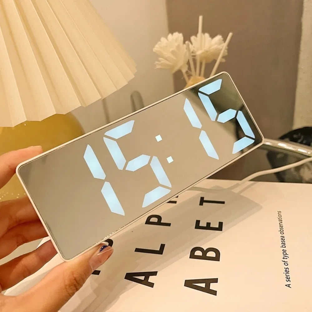 BowLift | Intelligent mirror with alarm for a better start to the day