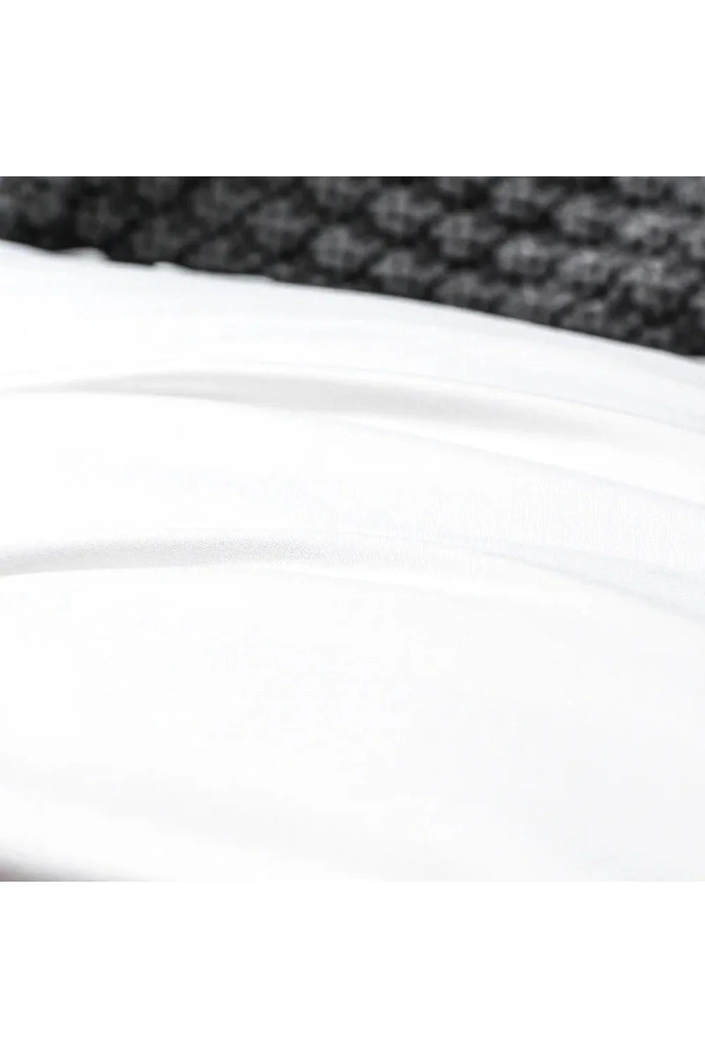 solid ruffle pillowcase | Bowlift
