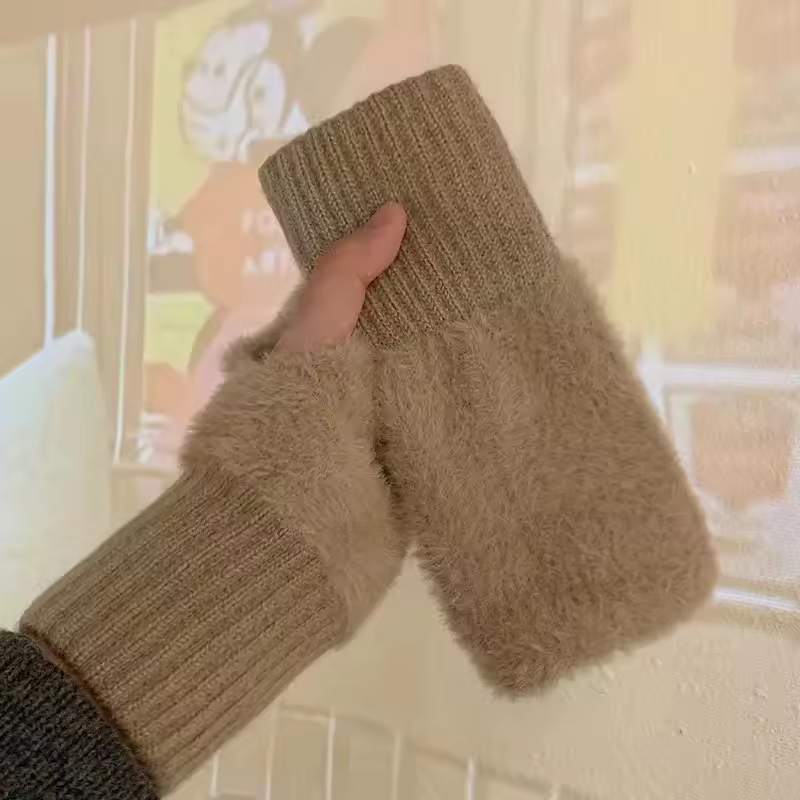 Unisex Fleece Fingerless Gloves – Warm, Soft and Functional | Bowlift
