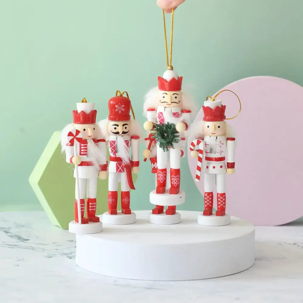 BowLift | BritishTradition | Luxury Puppet Nutcracker Set
