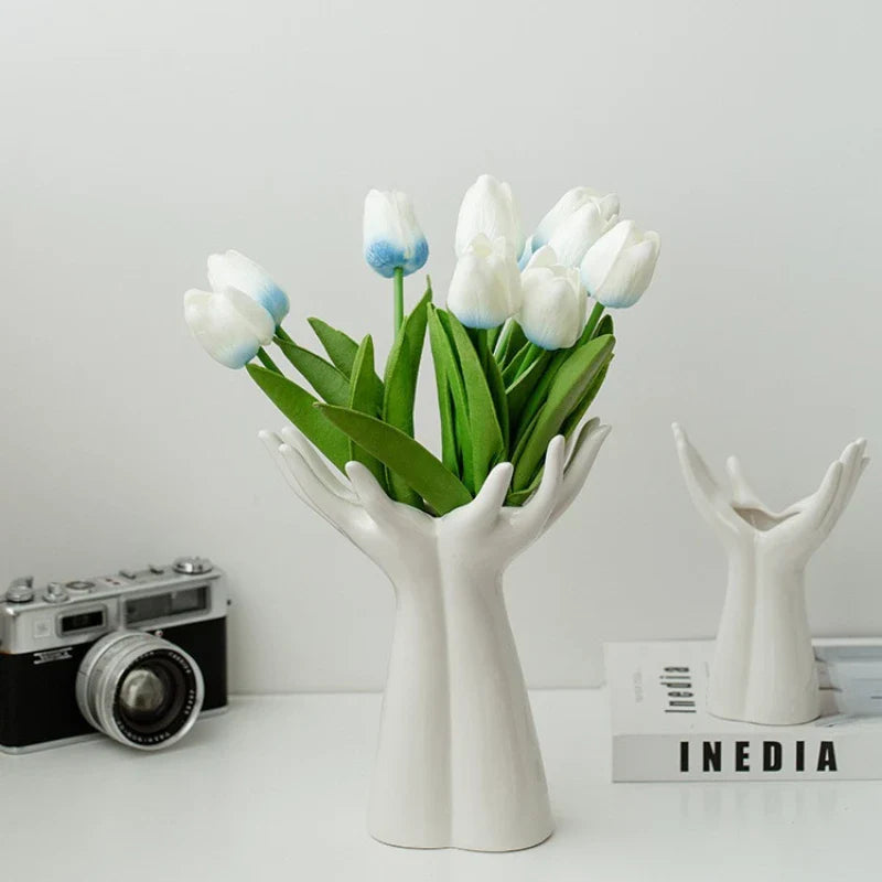 Hand Bouquet | Bowlift