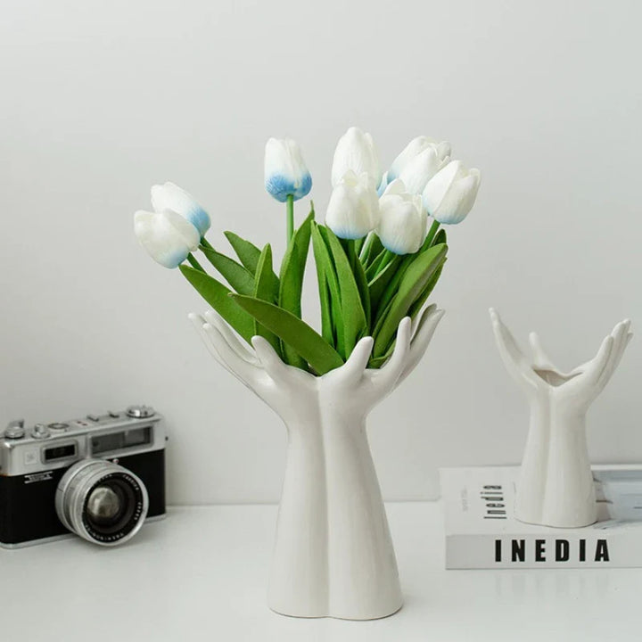Hand Bouquet | Bowlift