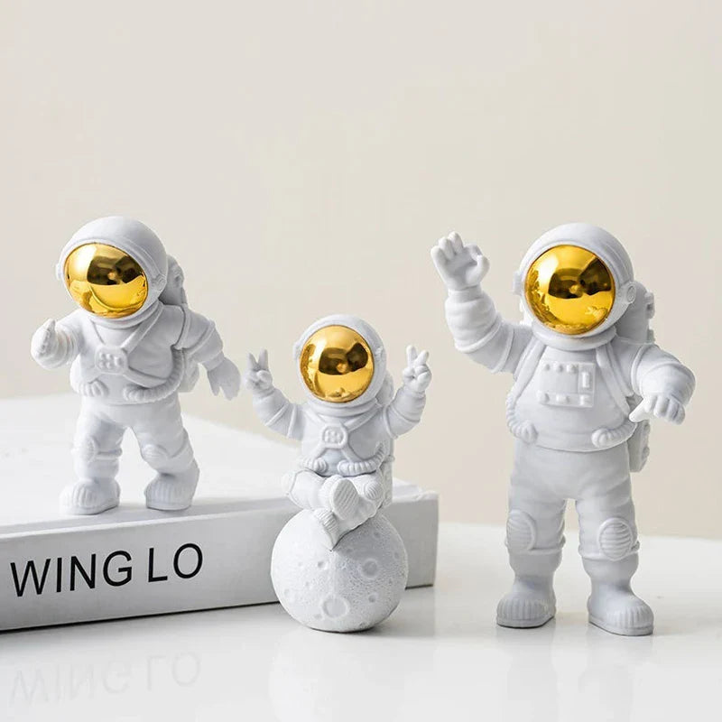 BowLift | Measure time in the company of a cosmic hero