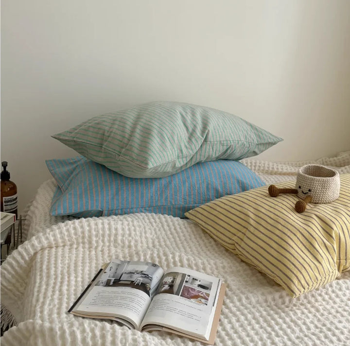 Modern Simple Striped Pillowcase | Bowlift
