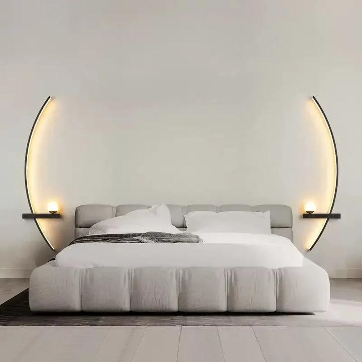 BowLift | Contemporary Edge Wall Lamp – Black & Gold Indoor/Outdoor Lighting for Modern Spaces