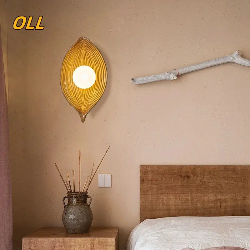 BowLift | Wall lamp LED leaf gold Elegant