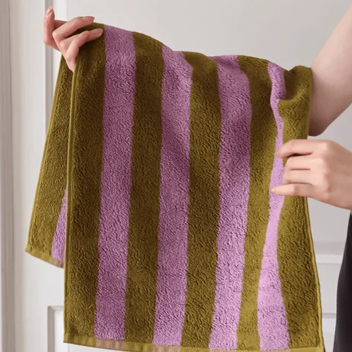 BowLift | Retro Stripes Towel (Chunky)