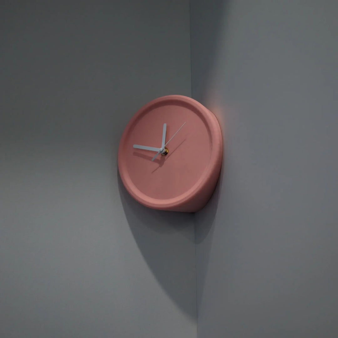 SilentCorner Clock - Stylish Silent Wall Clock without Drilling Bowlift