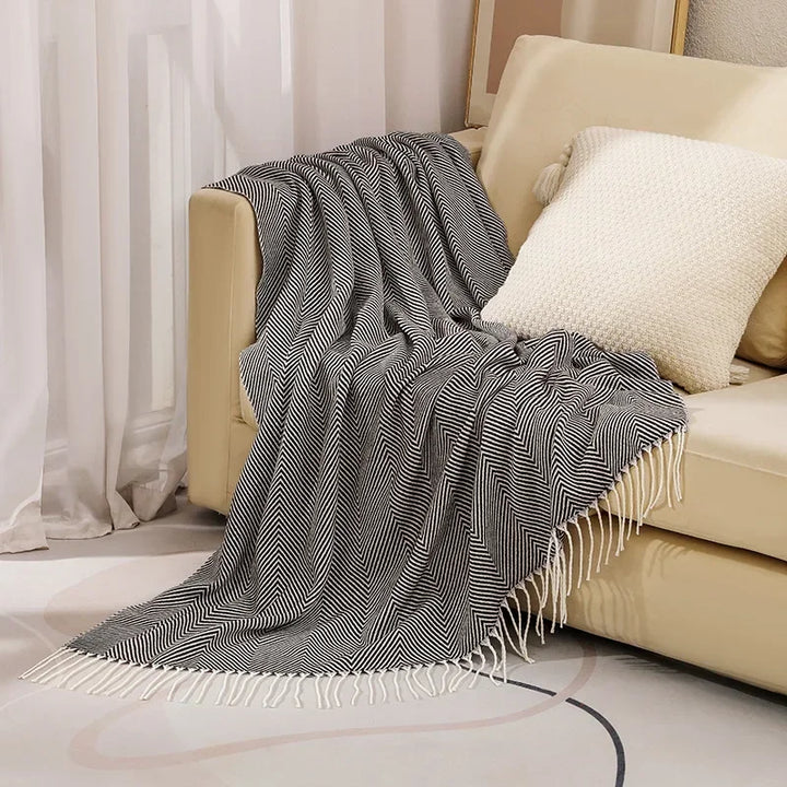 BowLift | Nordic Stripe Throw Sofa Blanket