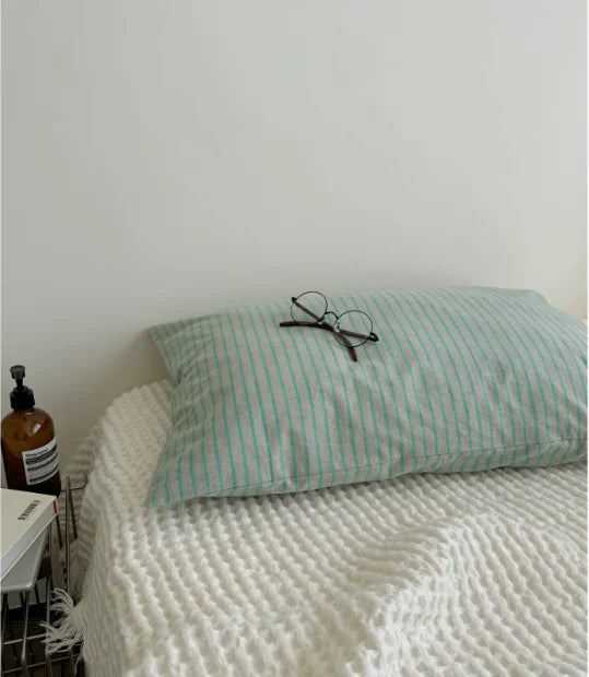 Modern Simple Striped Pillowcase | Bowlift