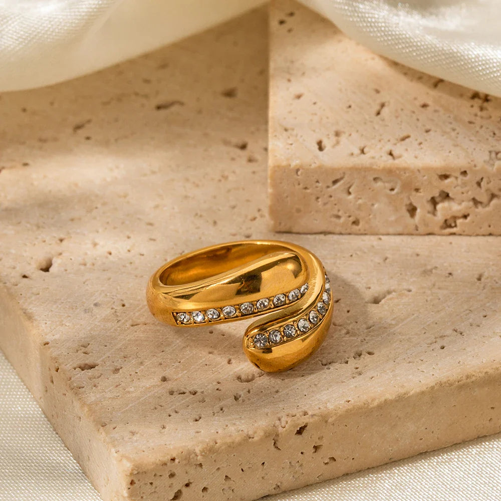 BowLift | Chunky Diamond Accented Wrap Ring