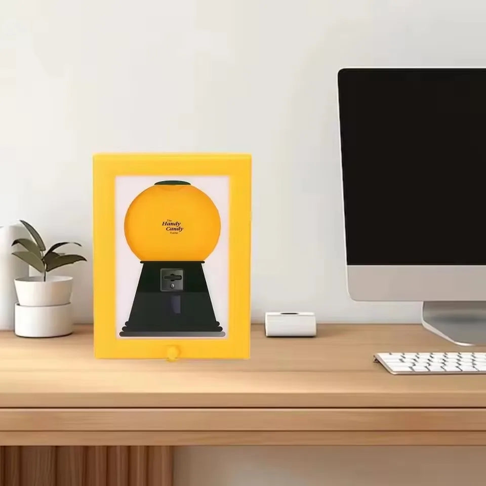 BowLift | Hanging Candy Frame