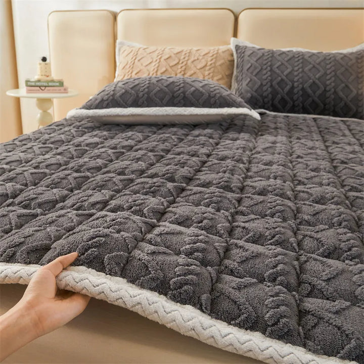 BowLift | Thick Warm Winter Blanket Mattress Pad