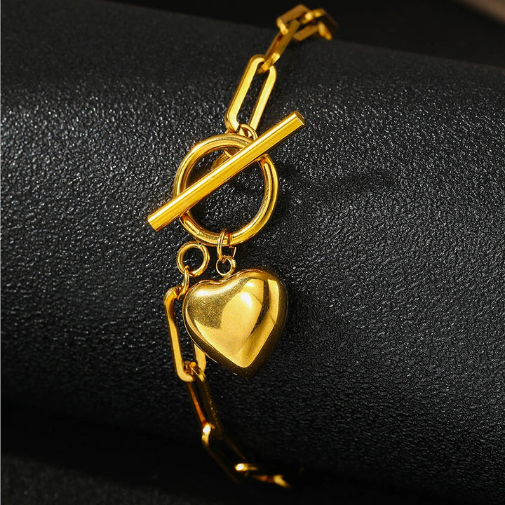 BowLift | Modern Paperclip Bar Clasp Heart Bracelet