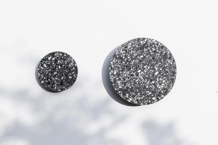 BowLift | ConcreteAura - Modern Concrete Wall Light
