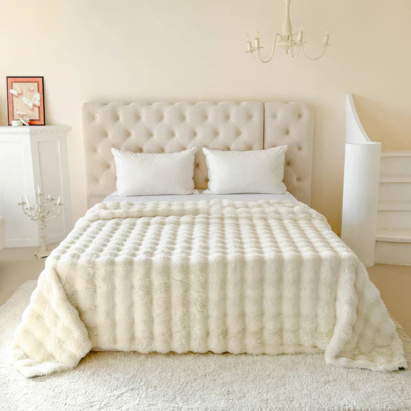BowLift | CosyLuxe Plush Blanket Double Layer Extra Thick Soft Rabbit Fur Imitation Easy Care