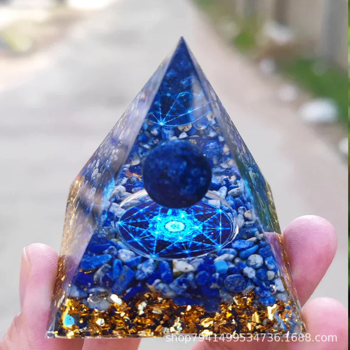 BowLift | Orgonite Pyramid with Amethyst Pendulum – Energy, Protection and Decoration