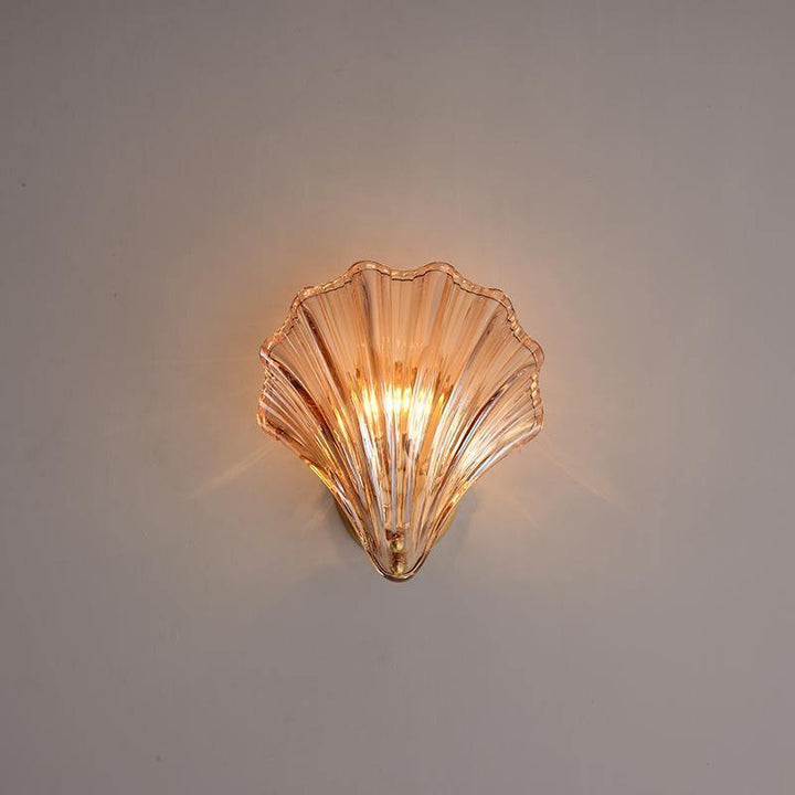 Shell wall lamp - Bring maritime elegance into your home | Bowlift