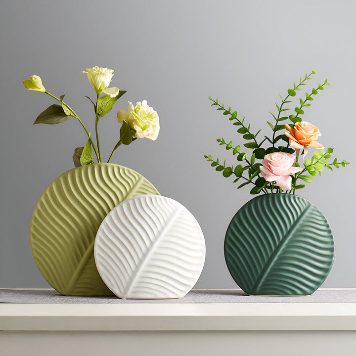 BowLift | Nordvase Studio | Handmade Scandinavian Ceramic Vase – Minimalist Home Decor Accent