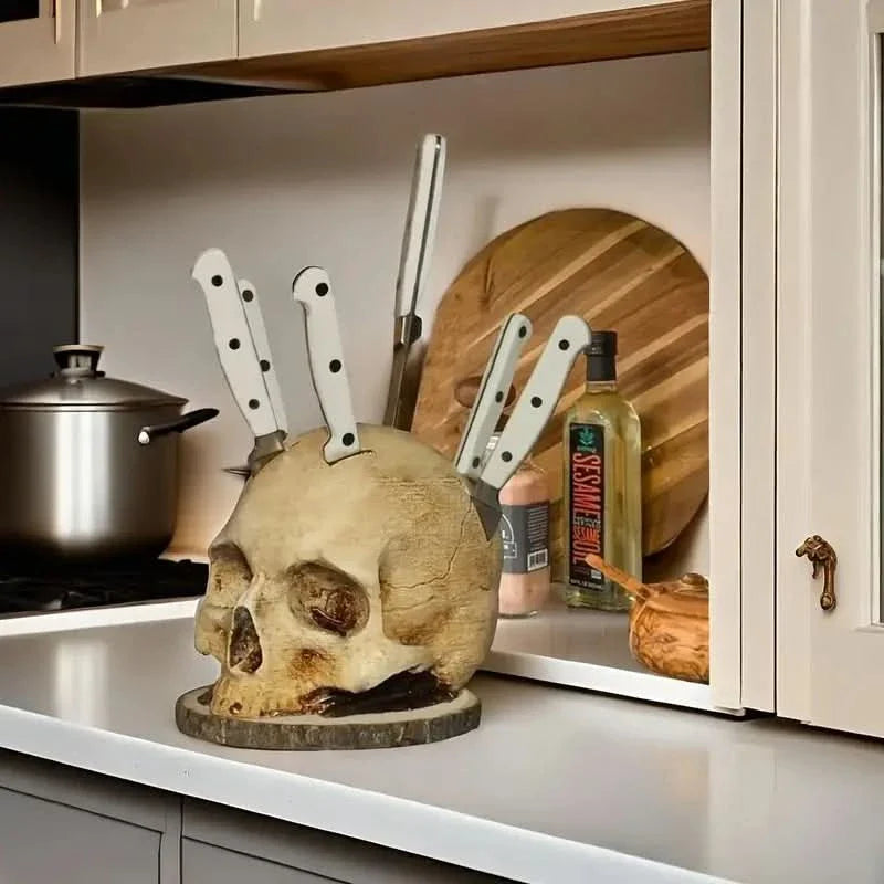 BowLift | SUTURA - Gothic Skull Knife Holder