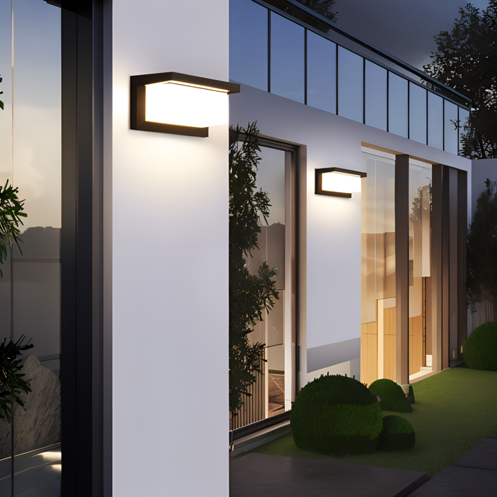 Smart Outdoor Wall Lamp with Motion Sensor – LED Lighting for Security and Atmosphere | Bowlift