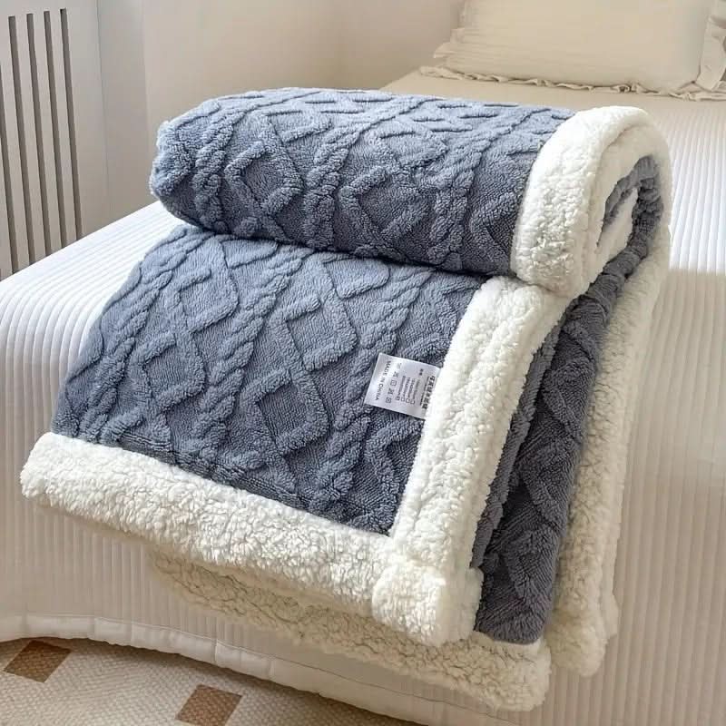 BowLift | Luxurious Cuddly Blanket for Every Season
