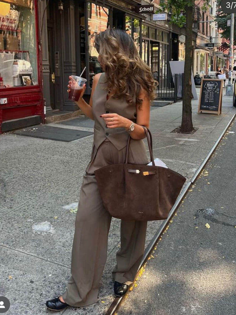 BowLift | Hedwig | Modern Women’s Suede Handbag – Elegant, Versatile & Timeless