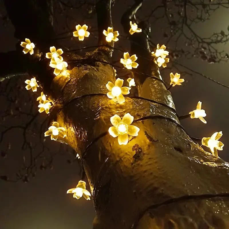 BowLift | LuxeLumen Garden Flower | Elegant solar-powered lighting for an enchanting garden