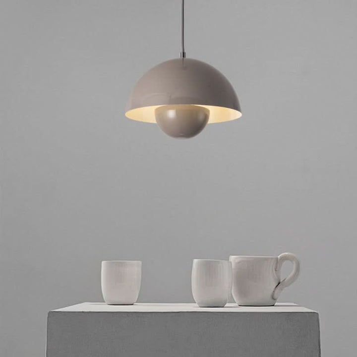 BowLift | Elegant pendant light with soft, diffuse light for relaxed living spaces